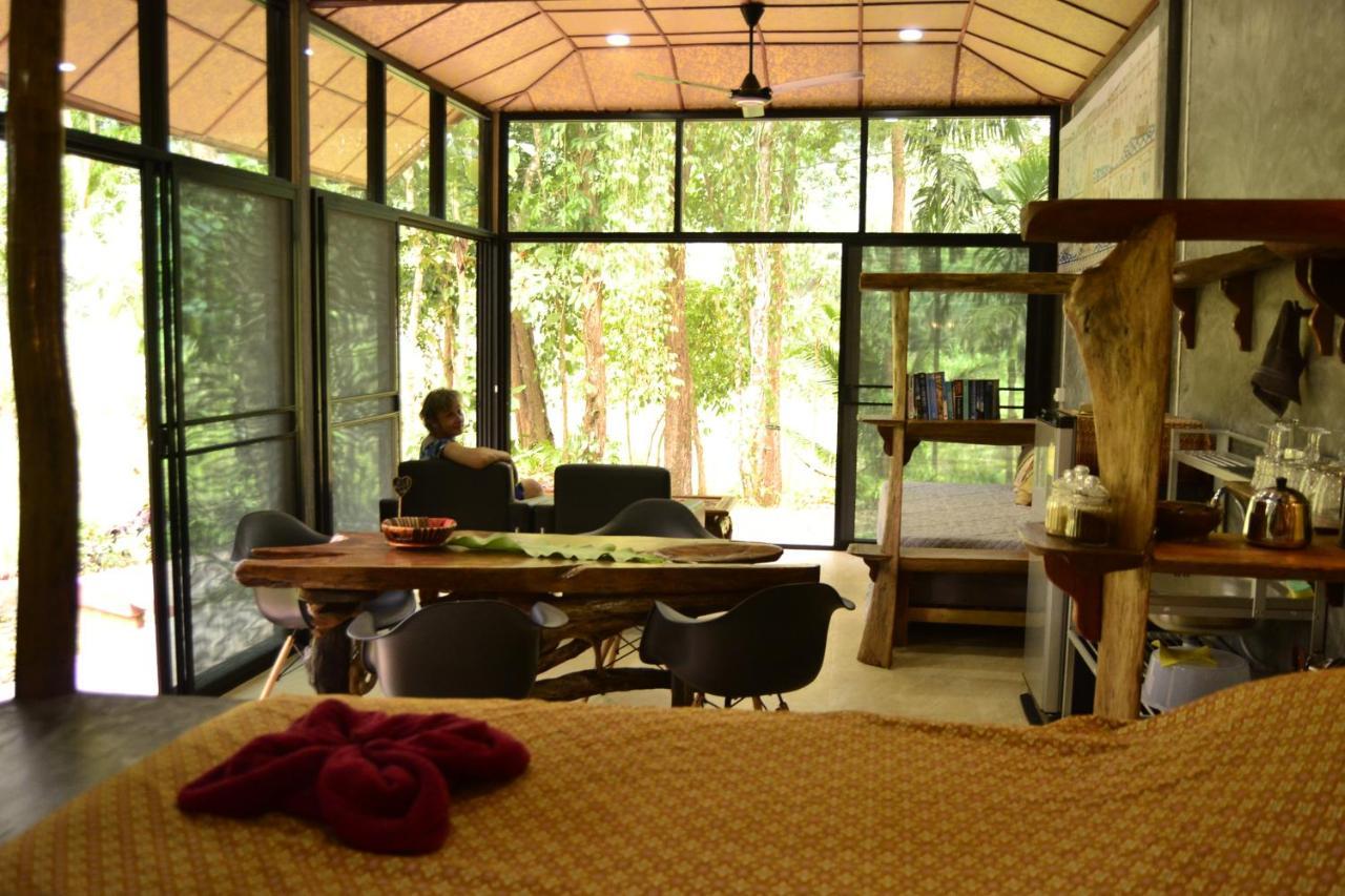 Eco-Logic, Resort For Charity Phato Dış mekan fotoğraf